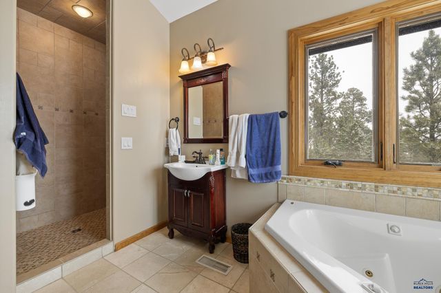 21156 MAINE ROAD, Sturgis, SD 57785