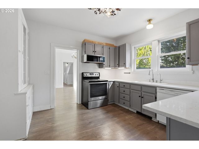 530 ASPEN Ave, La Center, WA 98629