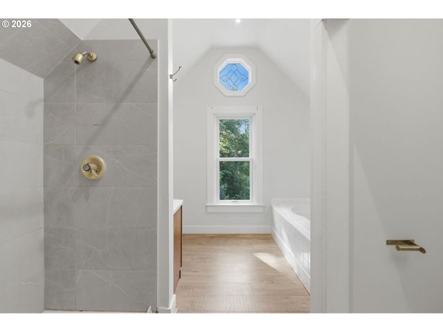 530 ASPEN Ave, La Center, WA 98629