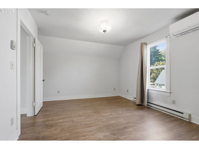 530 ASPEN Ave, La Center, WA 98629
