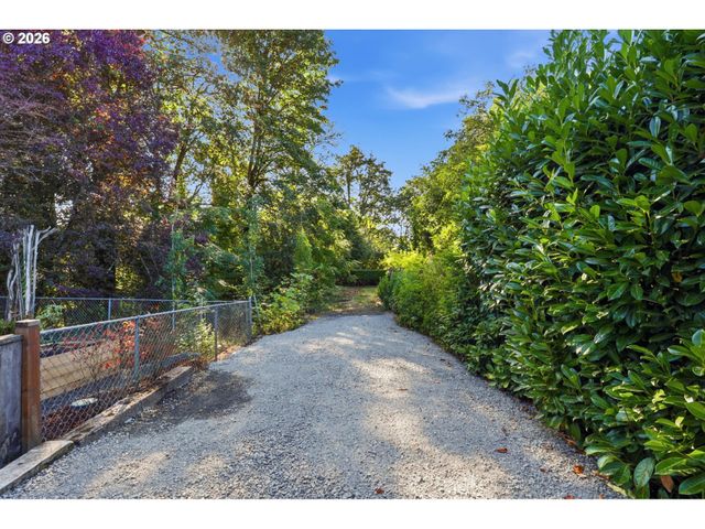 530 ASPEN Ave, La Center, WA 98629