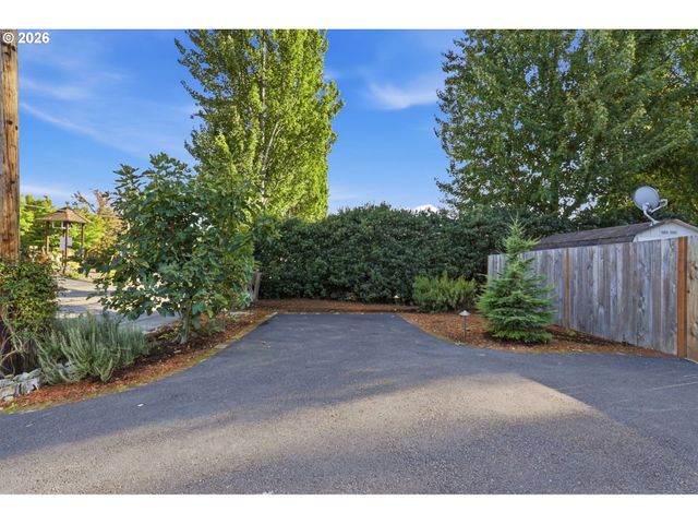 530 ASPEN Ave, La Center, WA 98629