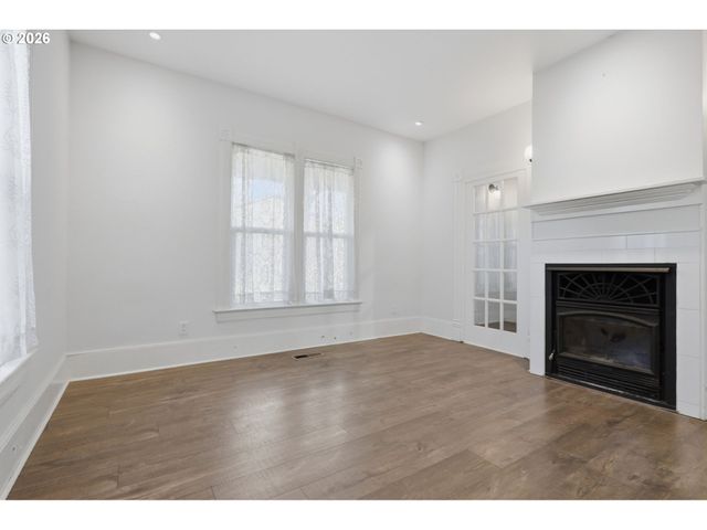 530 ASPEN Ave, La Center, WA 98629