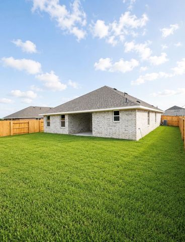 2143 Emerald Lake Trail, Dayton, TX 77535