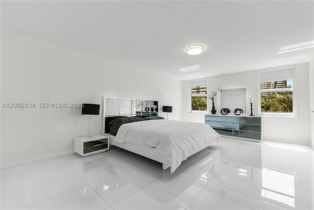 1920 S Ocean Dr 3A, Hallandale Beach, FL 33009