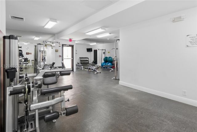 1920 S Ocean Dr 3A, Hallandale Beach, FL 33009
