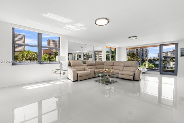 1920 S Ocean Dr 3A, Hallandale Beach, FL 33009