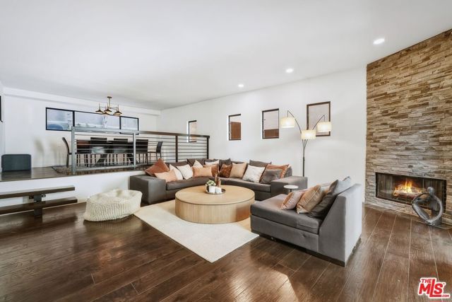 3601 Dixie Canyon Place, Sherman Oaks, CA 91423