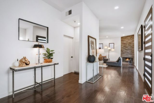 3601 Dixie Canyon Place, Sherman Oaks, CA 91423