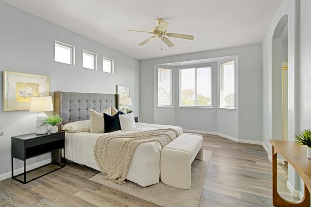 8406 Kingmont Way, Elk Grove, CA 95624