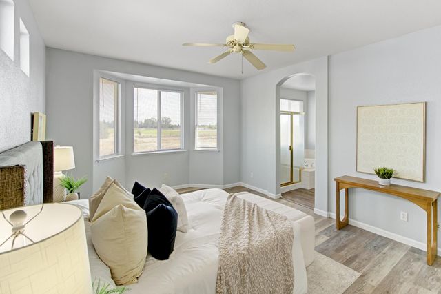 8406 Kingmont Way, Elk Grove, CA 95624