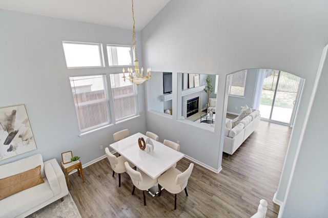 8406 Kingmont Way, Elk Grove, CA 95624