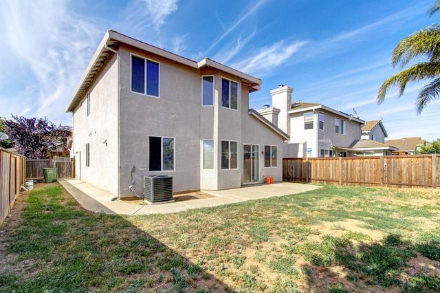 8406 Kingmont Way, Elk Grove, CA 95624
