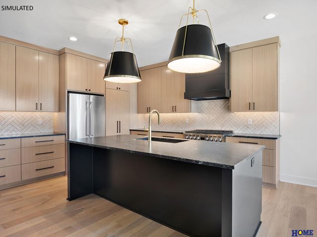 1321 S 97th Street, Lincoln, NE 68520