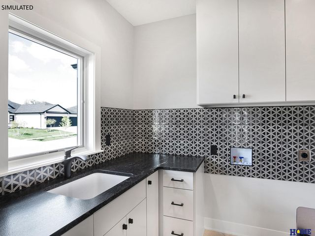 1321 S 97th Street, Lincoln, NE 68520