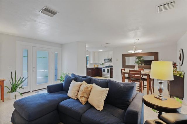 1401 63RD AVENUE S, St Petersburg, FL 33705