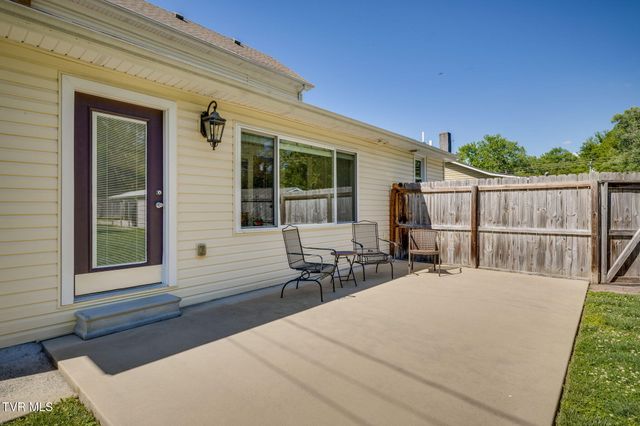107 West Chestnut Street, Johnson City, TN 37604