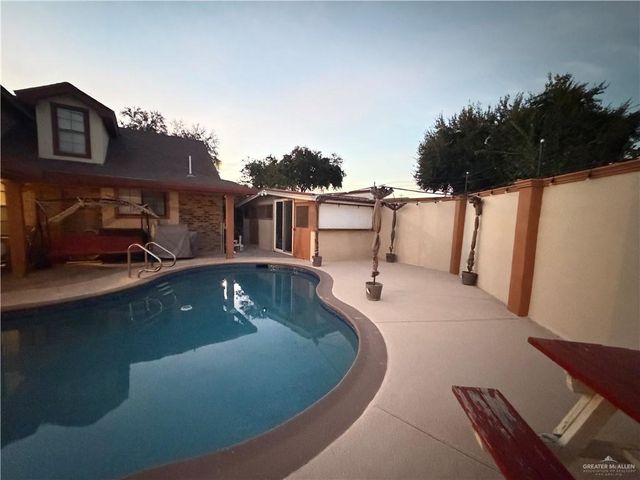 7112 N 14th Lane, Mcallen, TX 78504