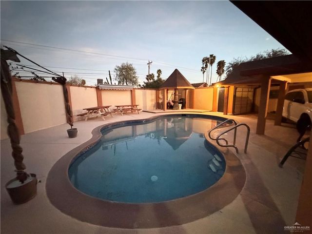 7112 N 14th Lane, Mcallen, TX 78504