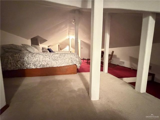 7112 N 14th Lane, Mcallen, TX 78504