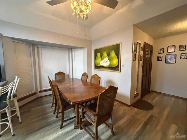 7112 N 14th Lane, Mcallen, TX 78504