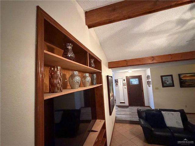 7112 N 14th Lane, Mcallen, TX 78504