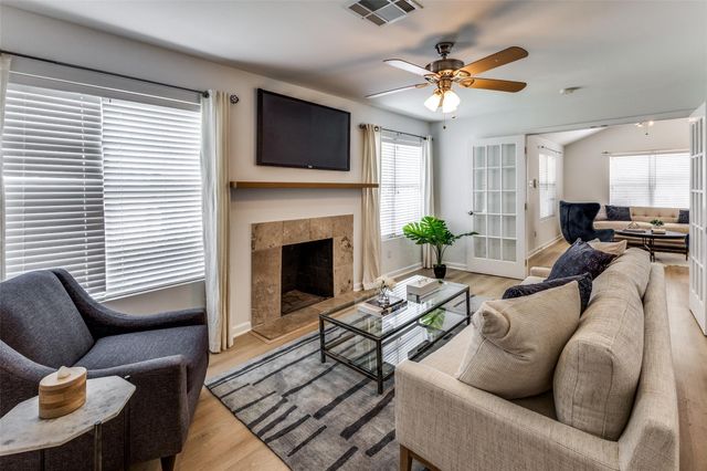 1802 Harvey ST A, Austin, TX 78702