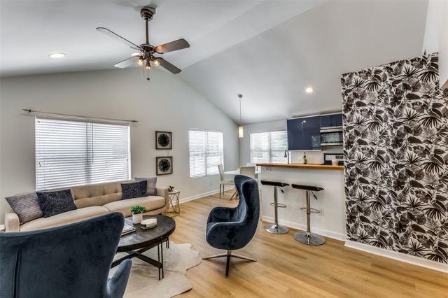 1802 Harvey ST A, Austin, TX 78702