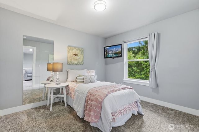17602 35th Drive SE, Bothell, WA 98012