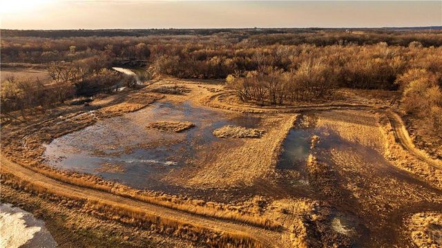 21195 Edgerton Junction Road Road, Dearborn, MO 64439