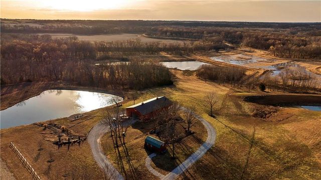 21195 Edgerton Junction Road Road, Dearborn, MO 64439