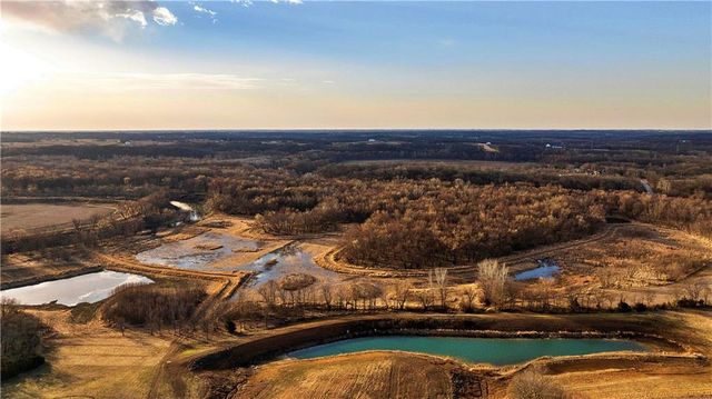 21195 Edgerton Junction Road Road, Dearborn, MO 64439