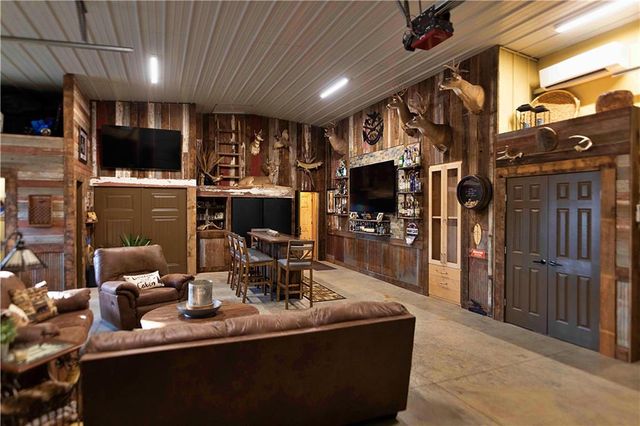 21195 Edgerton Junction Road Road, Dearborn, MO 64439