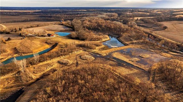 21195 Edgerton Junction Road Road, Dearborn, MO 64439