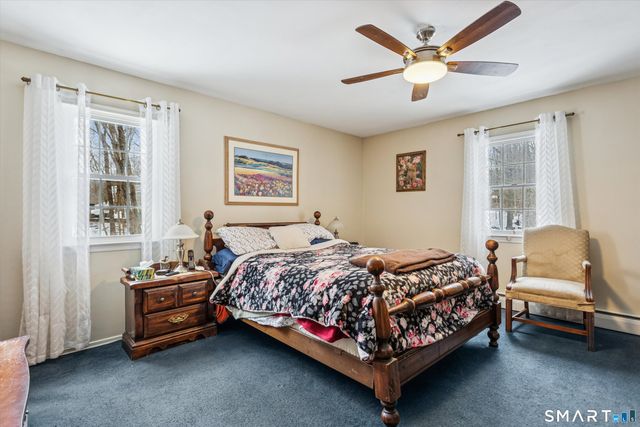 10 Oakwood Court, Norwalk, CT 06850