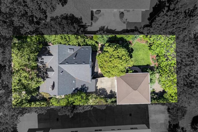 721 38th St, Sacramento, CA 95816