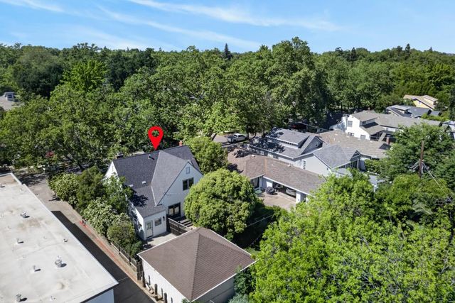 721 38th St, Sacramento, CA 95816