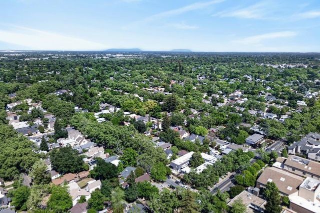 721 38th St, Sacramento, CA 95816