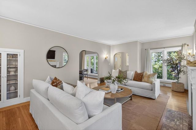 721 38th St, Sacramento, CA 95816