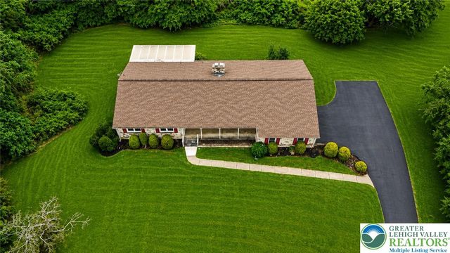 1000 Wedgewood Road, Hanover Twp, PA 18017