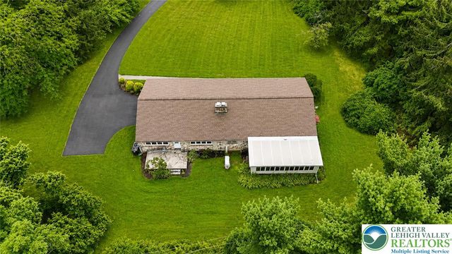 1000 Wedgewood Road, Hanover Twp, PA 18017