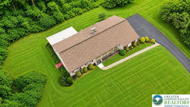 1000 Wedgewood Road, Hanover Twp, PA 18017