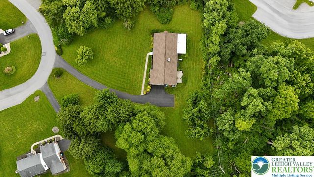 1000 Wedgewood Road, Hanover Twp, PA 18017