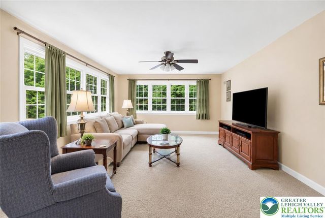 1000 Wedgewood Road, Hanover Twp, PA 18017