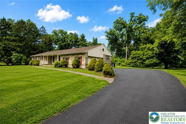1000 Wedgewood Road, Hanover Twp, PA 18017