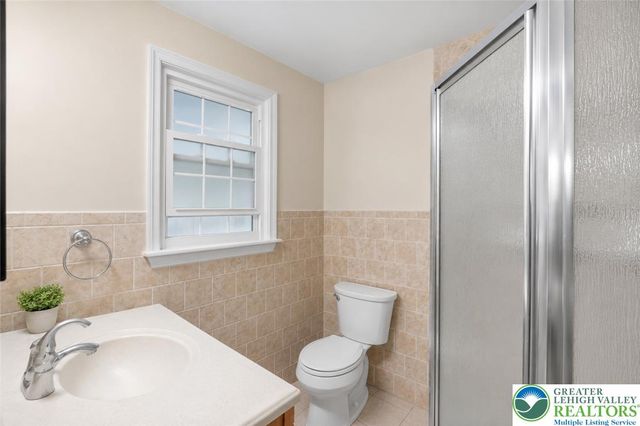 1000 Wedgewood Road, Hanover Twp, PA 18017