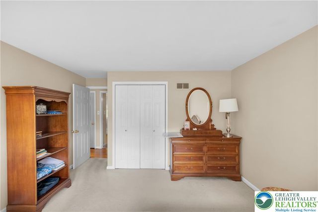 1000 Wedgewood Road, Hanover Twp, PA 18017