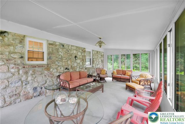 1000 Wedgewood Road, Hanover Twp, PA 18017