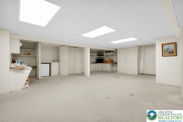 1000 Wedgewood Road, Hanover Twp, PA 18017
