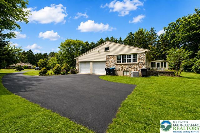 1000 Wedgewood Road, Hanover Twp, PA 18017